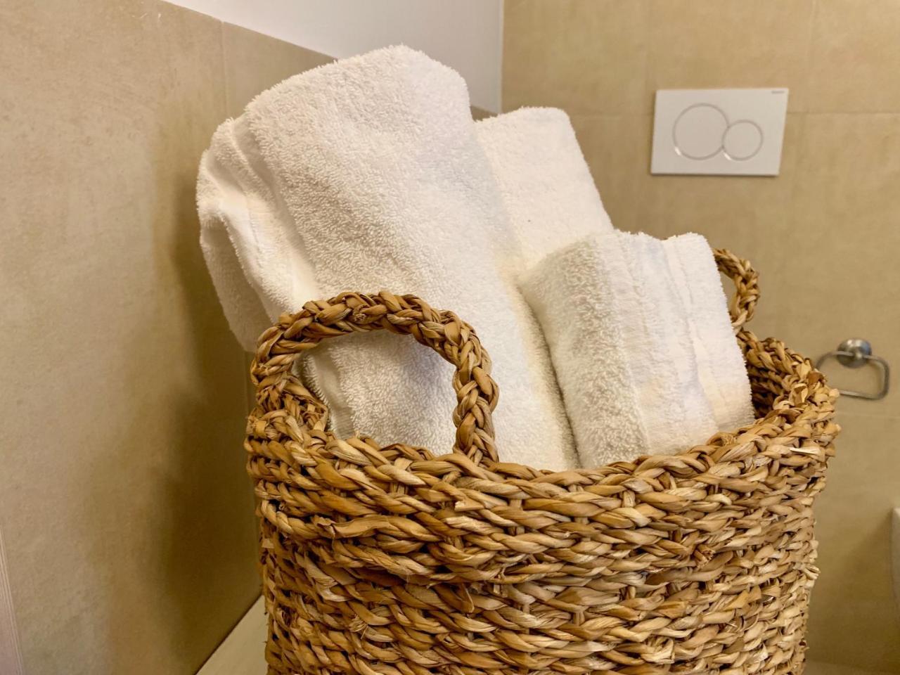Porta Ronca - B&B, Suites & Apts Rho Eksteriør bilde